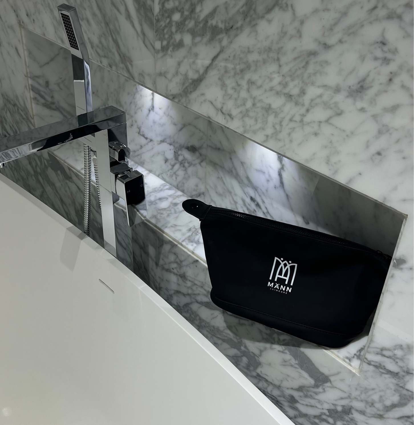 MÄNN Skincare Travel Wash Bag